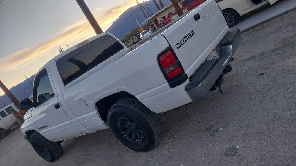 2002 Dodge Ram