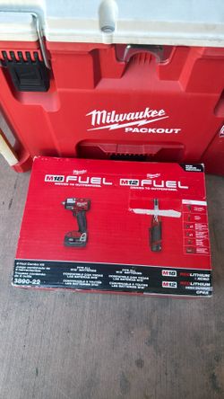 Milwaukee m18 fuel 2-tool combo kit (NEW)