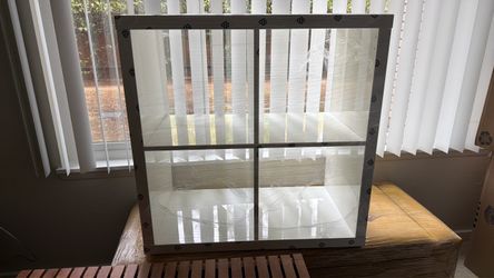 IKEA kallax - White 4-Cube Storage Shelf Unit