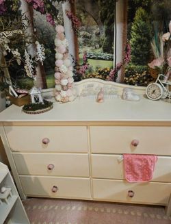 Dresser White & Pink Handle 💗 Pottery Barn Style 