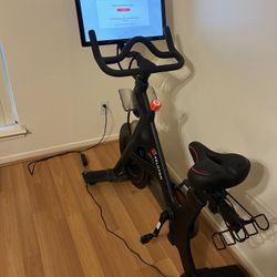 Peloton Bike touchscreen