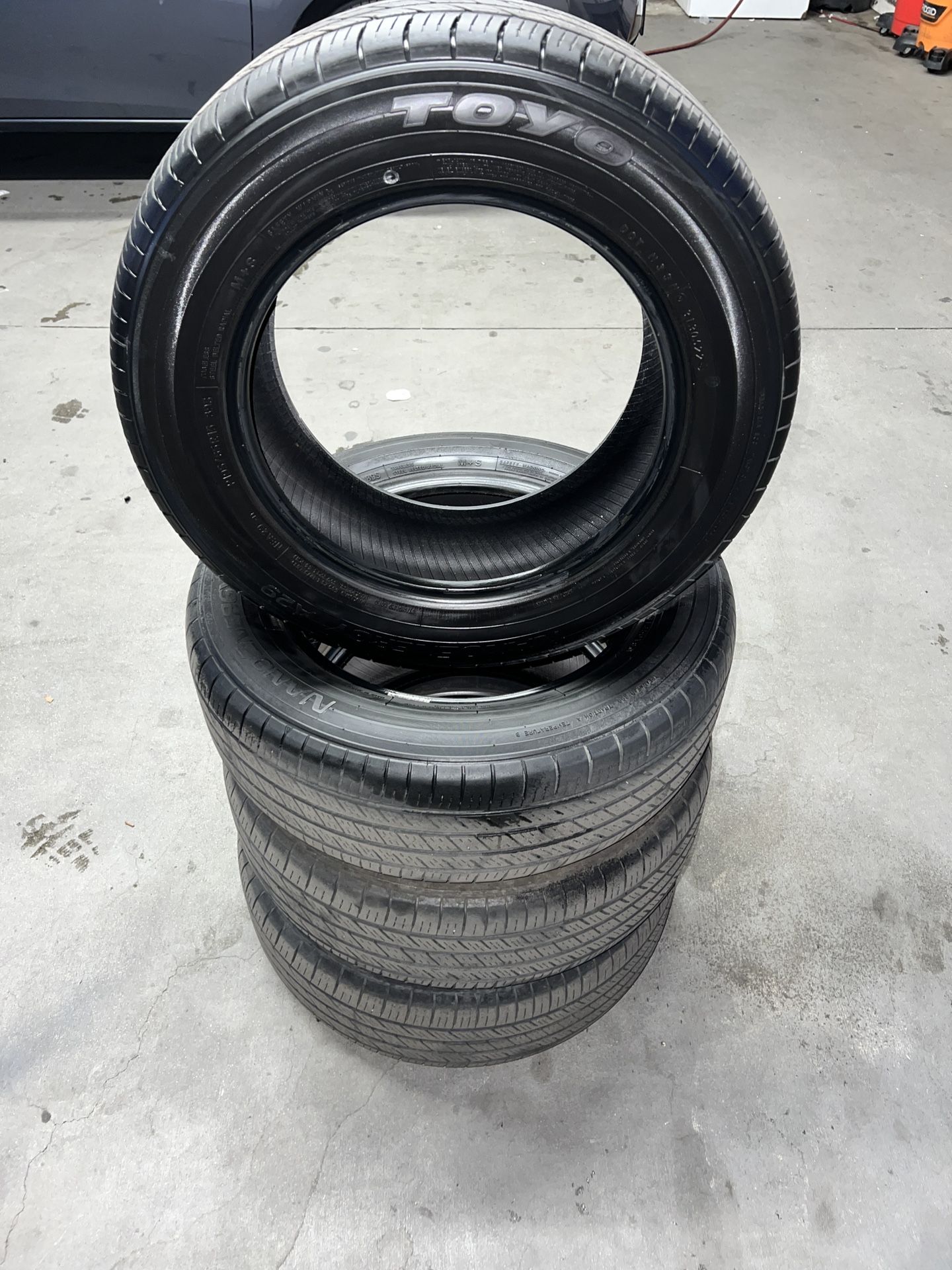 Used 195/65R15 Toyo NanoEnergy A29 89S - 8/32