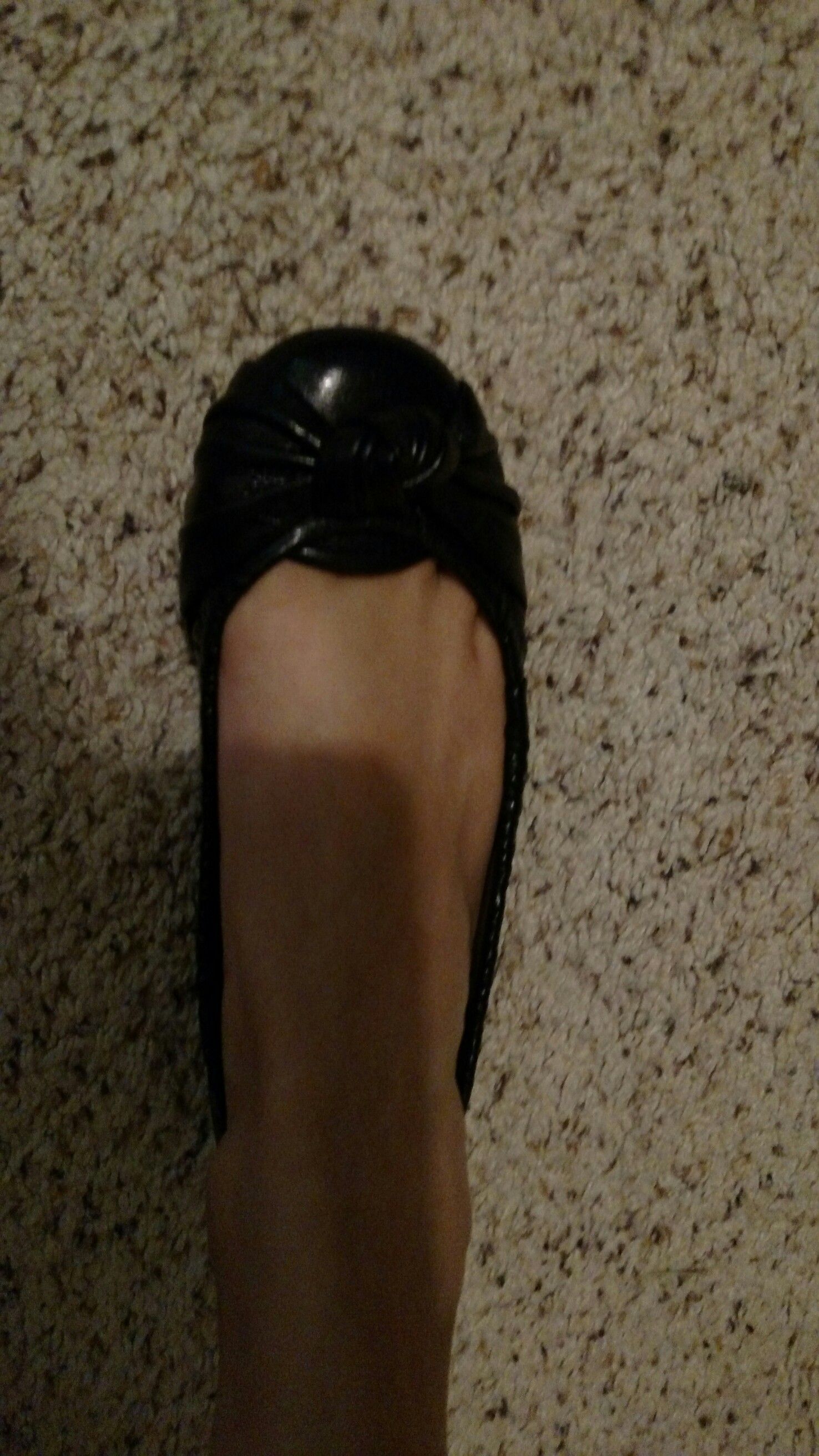 Me Too "Lawton 4" Flats. Size 4