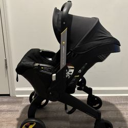 DOONA CAR SEAT/ STROLLER