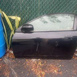 Acura Rsx Driver Door (black)