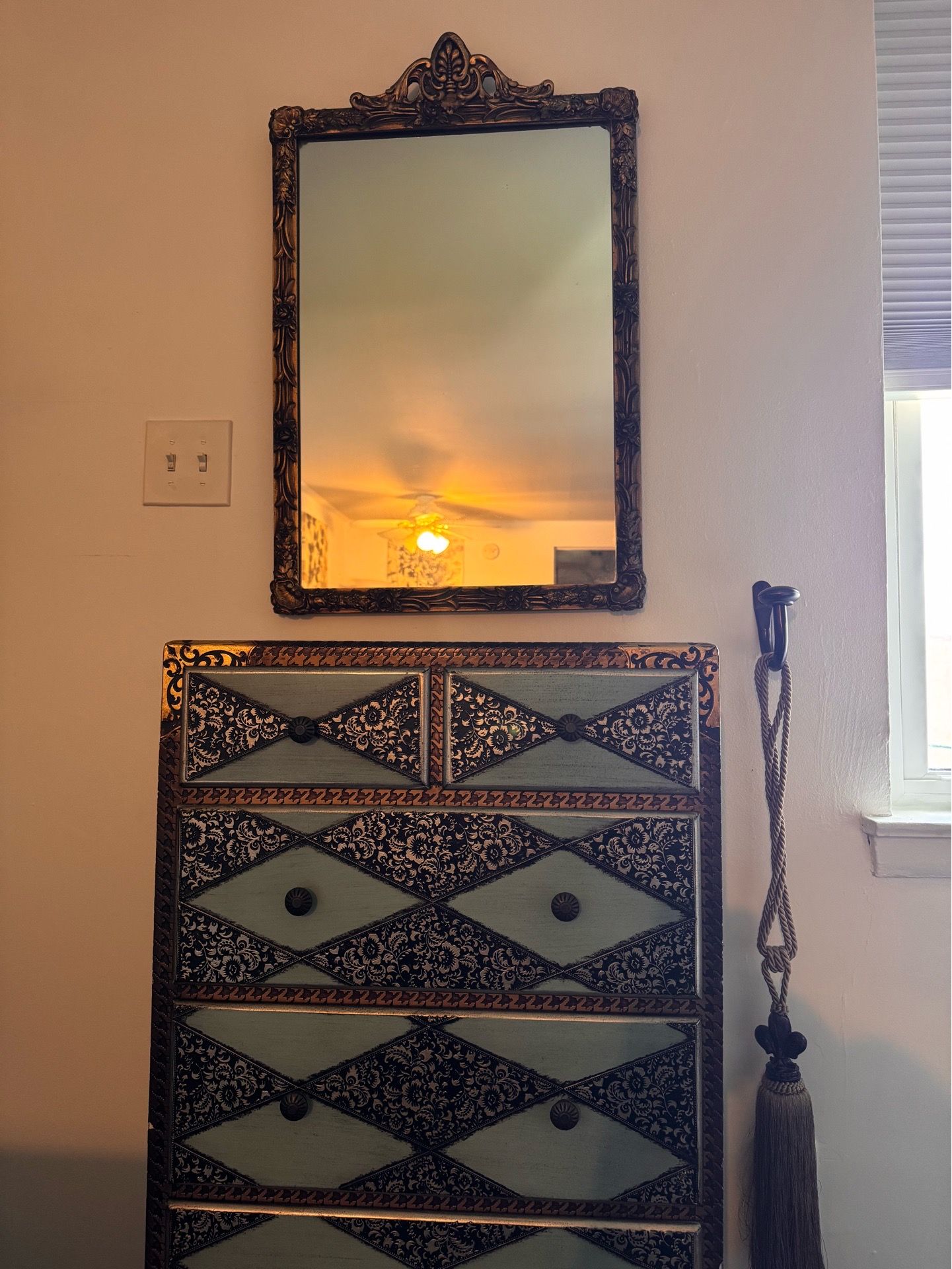 Beautiful vintage/antique dresser