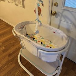 Fisher Price Bassinet