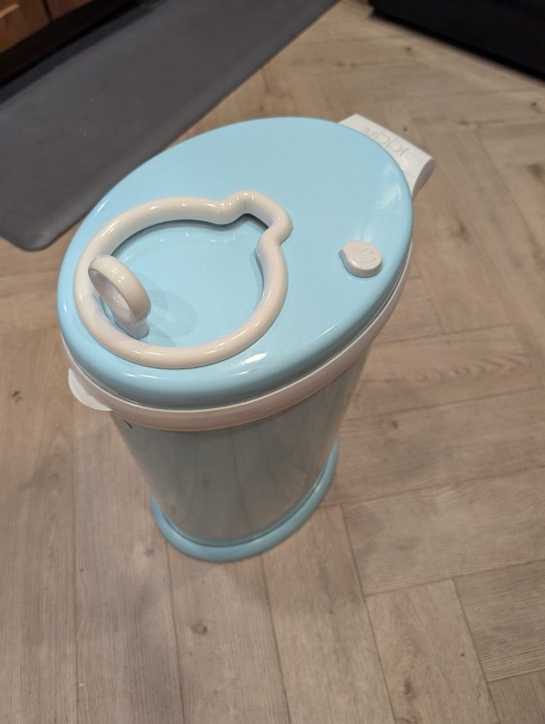 Ubbi Odor Sealing Diaper Pail