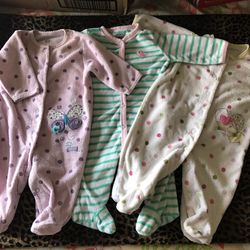 Carter's (3) outfits size 3 months