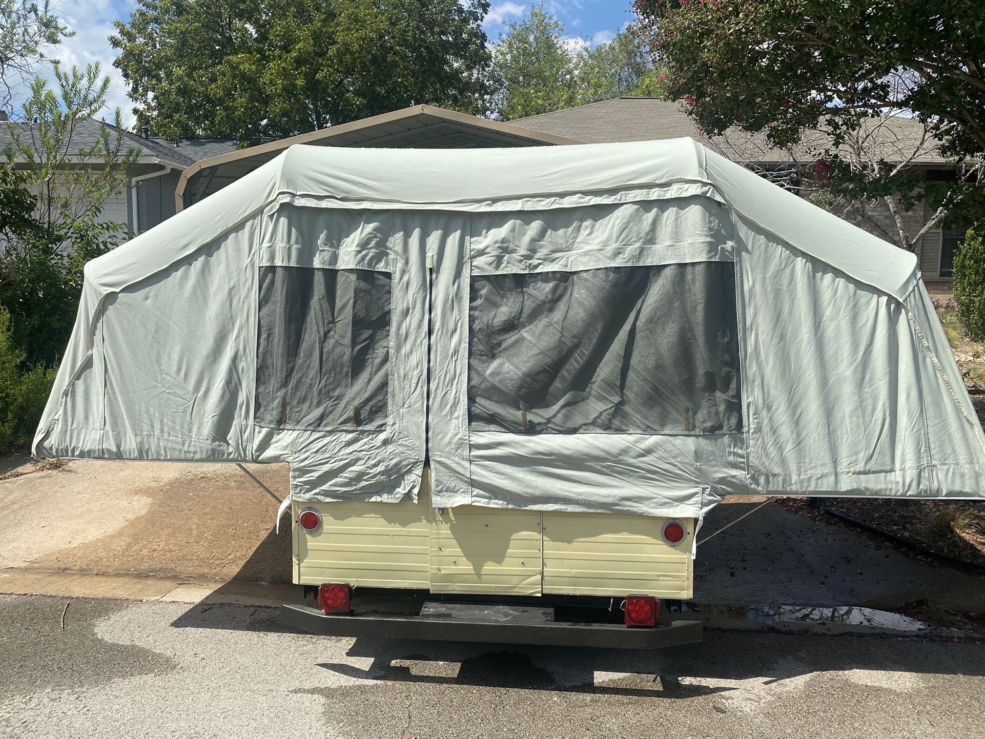 1985 Cox Pop up