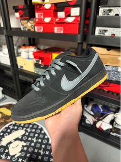 Nike SB Dunk Low Fog SIZE 10.5 USED