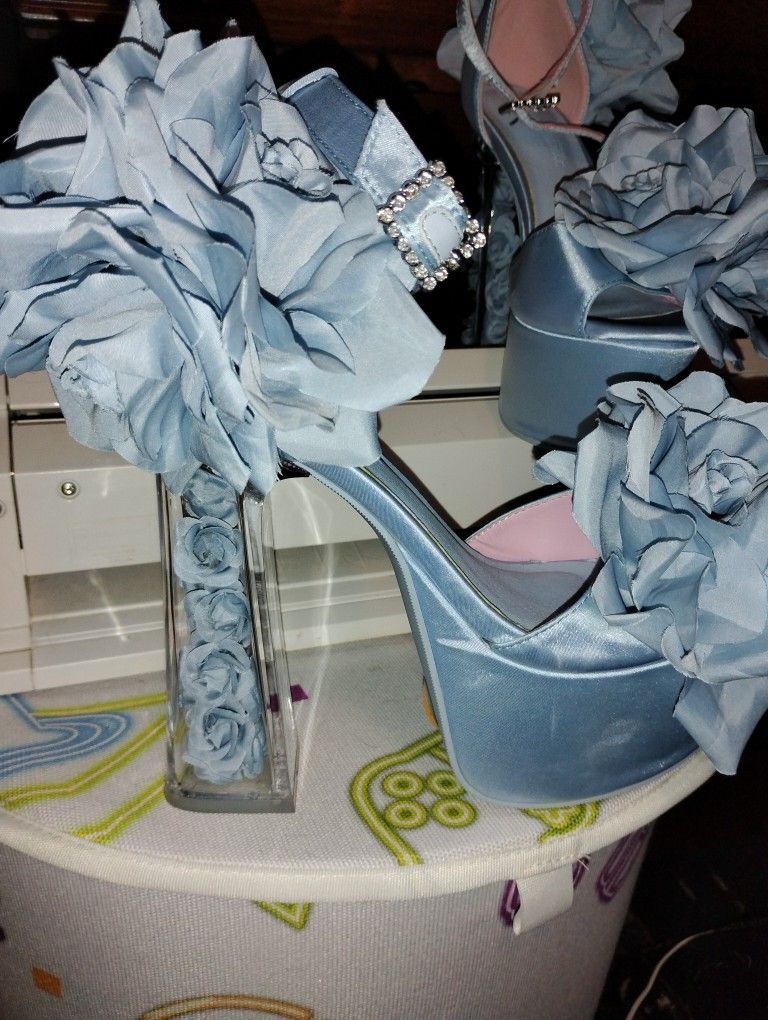 Blue Roses High Heels