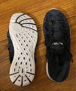 New DOUSSPRT Shoes fits 5.5-6 Size