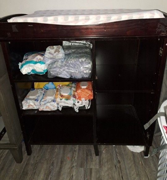 Baby Changing/storage Table