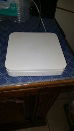 Apple Airport extreme WiFi router