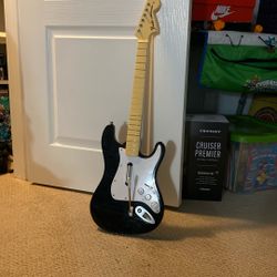 Rockband Wii Guitar (no Dongle) TURNS ON
