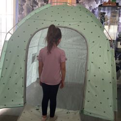 Play Tent