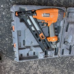 Corded, Cordless And Pneumatic Nail Guns