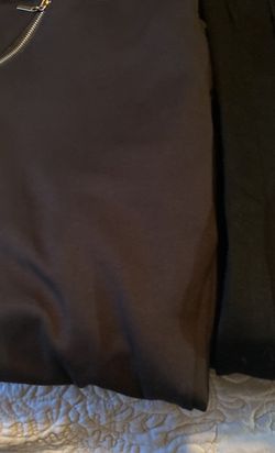 Unas Mallas Y Dos Pantalónes