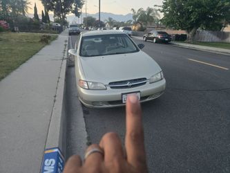1999 Nissan Altima