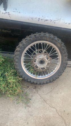 Yzwr450 rim
