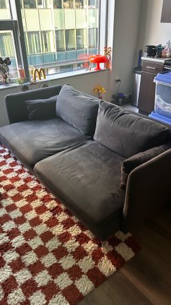 Sofa in Dark Grayish Blue