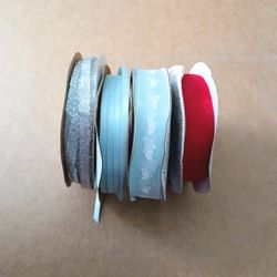 Set Of 4 Ribbons 