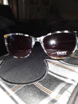 Dkny Sun Glasses