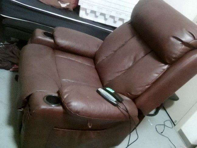 Nice Lazy Boy Chair