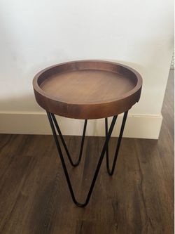 Side table/plant stand