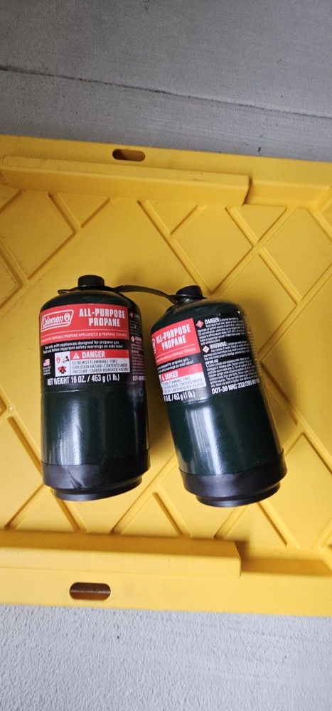 Coleman 1 lb All-Purpose Propane Tanks (2-Pack) – Brand New, Sealed!