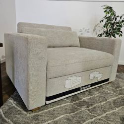 New Thomasville Sleeper Chair - FREE DELIVERY