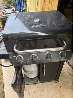 Charbroil grill