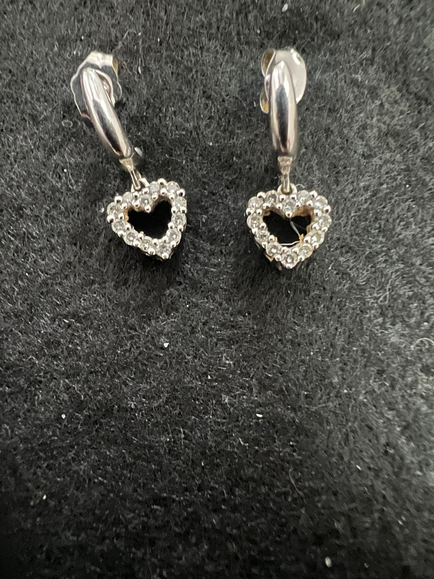 14 Kt White Gold Dangle Diamond Earrings