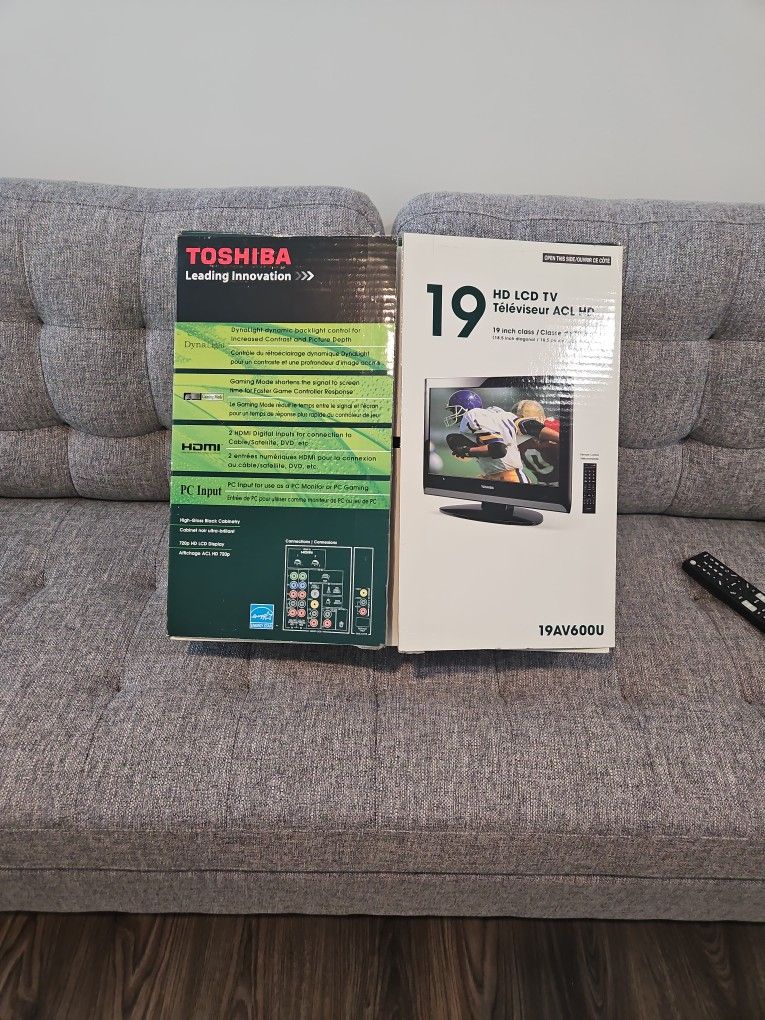 19" Toshiba HD LCD TV