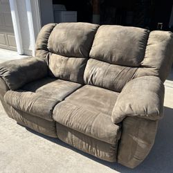 Love Seat / Couch /sofa