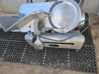 Globe Gravity Feed Slicer Vintage