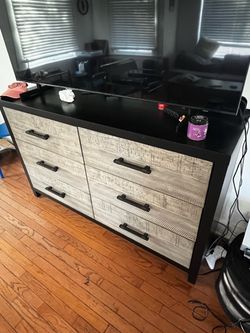 Bobs furniture dresser