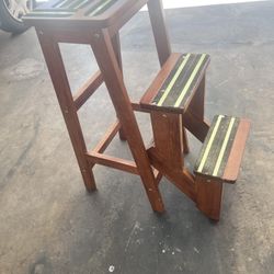 Step Ladder. Like New