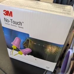 New - 3M No Touch Earplugs 100 Quantity Pouches