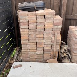 Ladrillo, Paver 