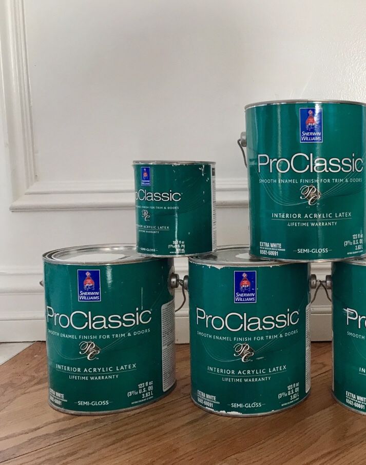 Pro Classic Trim and Doors Sherwin Williams Paint $25 each or $80 All. Color- Off White- Semi Gloss ...Great Deal 😍🎁😍