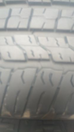 Used 265/70/16 good year like New