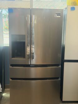 Frigidaire Gallery 4-door French door refrigerator in smudge-proof stainless steel
