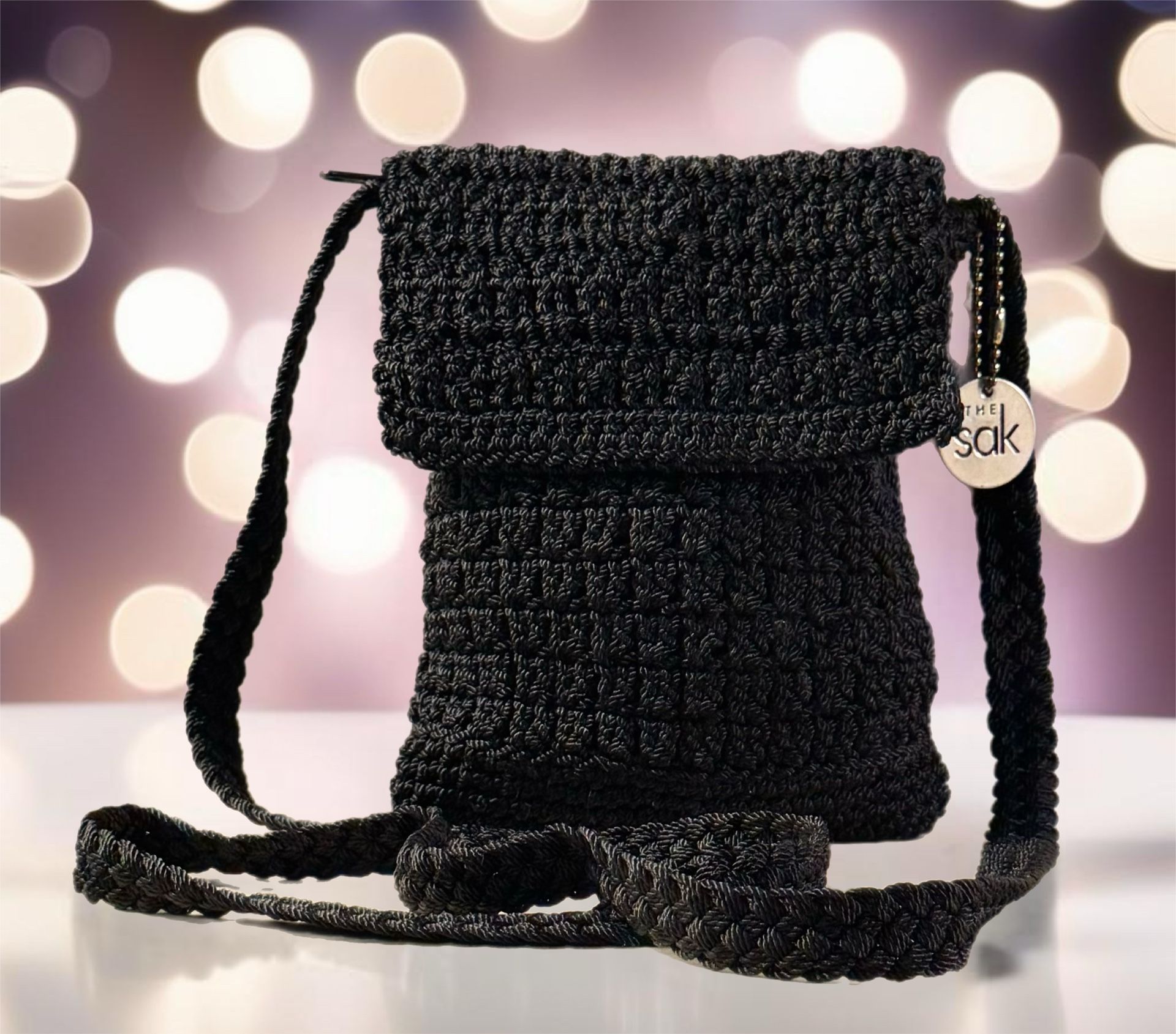 The Sak Crochet Small Crossbody Bag Black Shoulder Purse Boho Zip Clean EUC