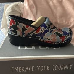 Dansko Nursing Clogs 