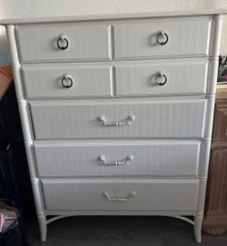 Dressers $50-150 Mint Condition