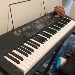 Casio Electric Keyboard