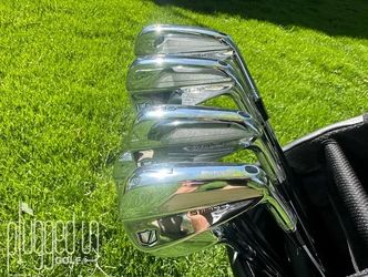 2024 wilson staff irons 4-p