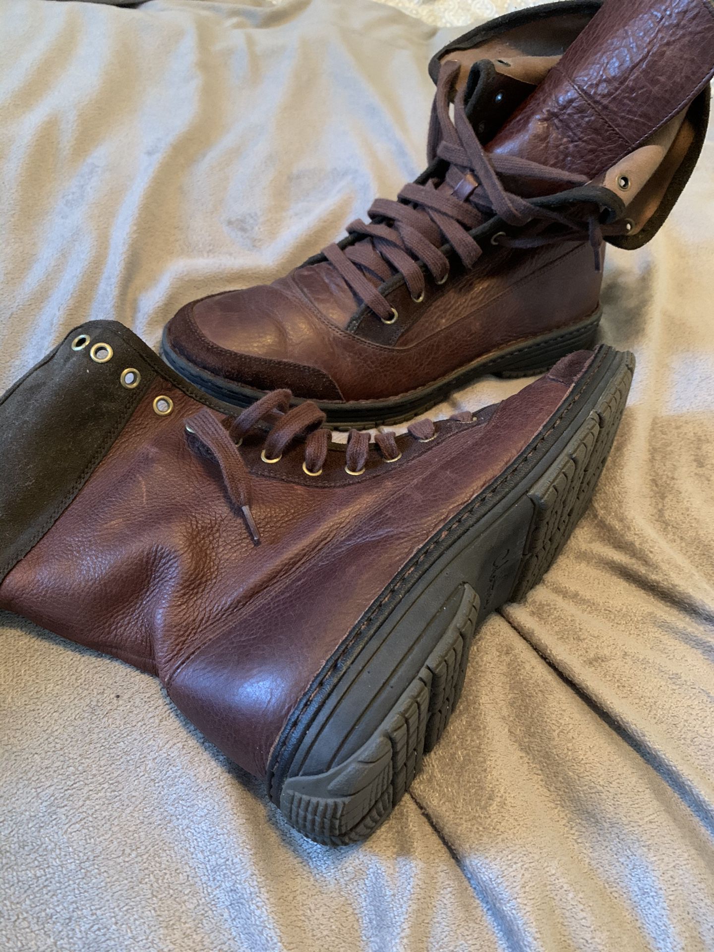 Cole Haan Nike Air shoe/boots size 10